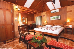 1_Cherai-Beach-Resorts-..