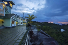 Foggy Knolls Resort