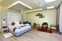Room in Thekkady Hotel