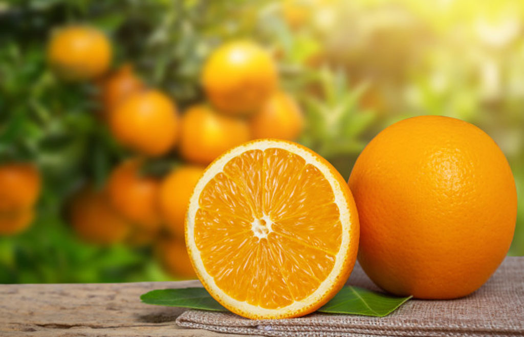 Top 10 fruits and vegetables that are rich in Vitamin C available in ...