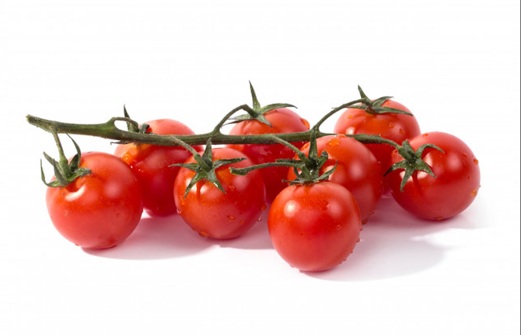 tomato-top-10-fruits&veg-with-vitamin-C-kerala