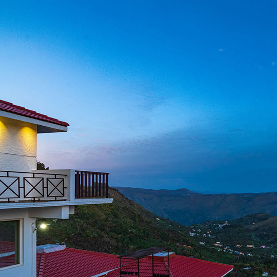 Beautiful ambiance at Warmth Hill Crest, a serene family resort in Kodaikanal with cozy rooms and scenic valley views