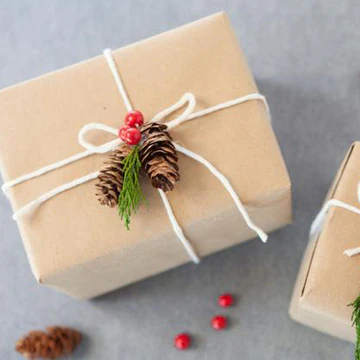 Spice gift box with premium Kerala spices – buy Kerala spices online from Spice Munnar