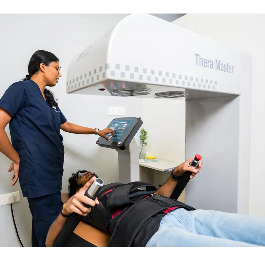 Advanced therapeutic modalities for back pain treatment in Kerala at Maana Health